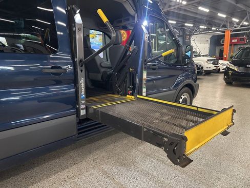 Used 2016 Ford Transit 350 XL image 10