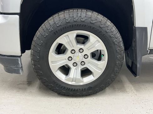 Used 2016 Chevrolet Silverado 1500 LT w/ All Star Edition image 29