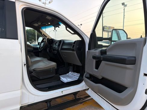 Used 2019 Ford F350 XL w/ Power Equipment Group AWD/4WD image 18