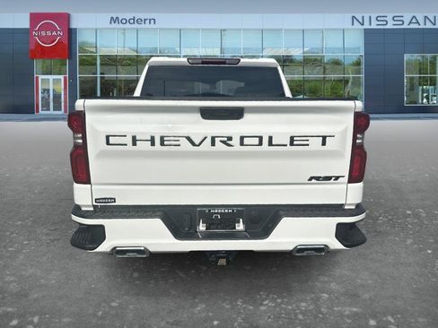 Used 2023 Chevrolet Silverado 1500 RST w/ Z71 Off-Road Package AWD/4WD image 6