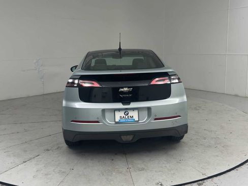 Used 2012 Chevrolet Volt Premium w/ Premium Trim Package FWD image 3