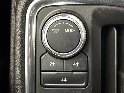 Used 2023 GMC Sierra 2500 SLE image 24