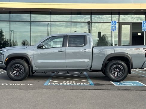 New 2026 Nissan Frontier PRO-4X w/ Pro Premium Package AWD/4WD image 7