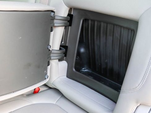 Used 2021 GMC Sierra 1500 SLT w/ SLT Convenience Package image 21