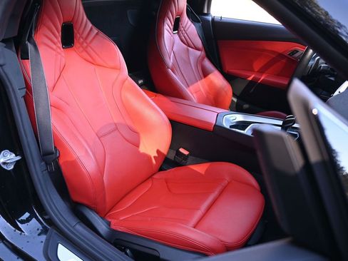 Used 2021 BMW Z4 sDrive30i w/ Premium Package image 26