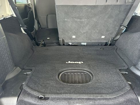 Used 2015 Jeep Wrangler Unlimited Sport w/ Quick Order Package 24S image 15