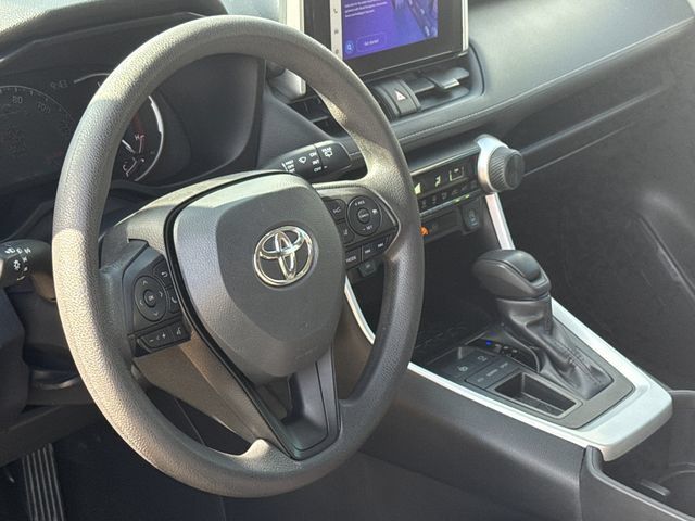 Used 2024 Toyota RAV4 LE FWD image 18