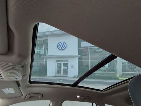 New 2026 Volkswagen Atlas SE FWD image 22