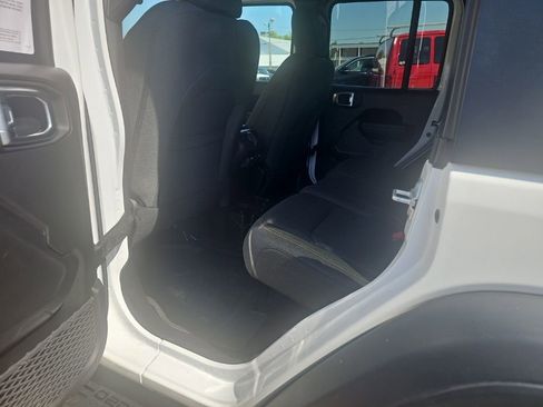 Used 2024 Jeep Wrangler Unlimited Sport AWD/4WD image 11