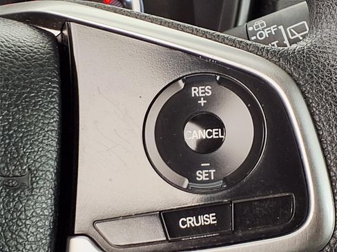 Used 2018 Honda CR-V LX image 16