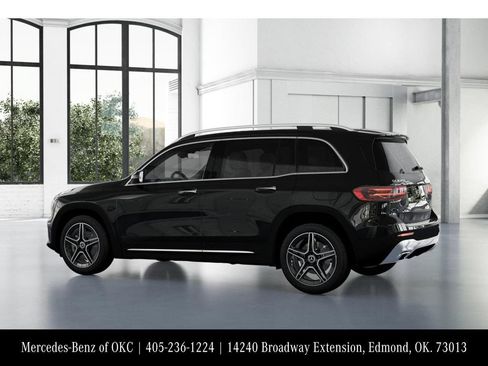 Used 2026 Mercedes-Benz GLB 250 image 31
