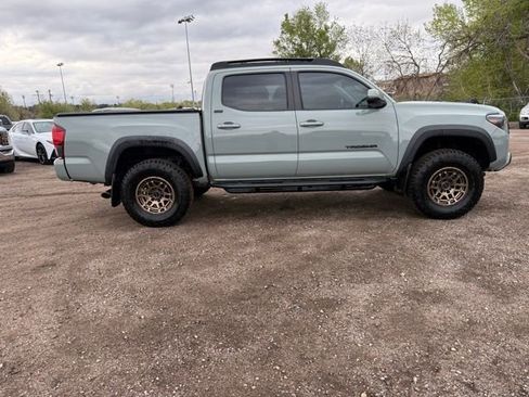 Used 2022 Toyota Tacoma SR5 w/ Trail Edition AWD/4WD image 6