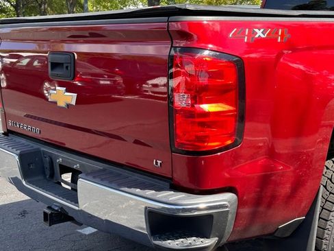 Used 2018 Chevrolet Silverado 1500 LT w/ All Star Edition AWD/4WD image 8