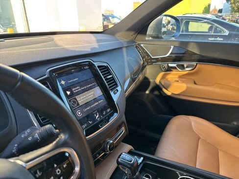 Used 2018 Volvo XC90 T6 Momentum w/ Momentum Plus Package image 38