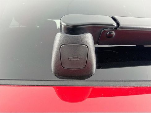 Used 2021 Porsche Macan GTS image 25