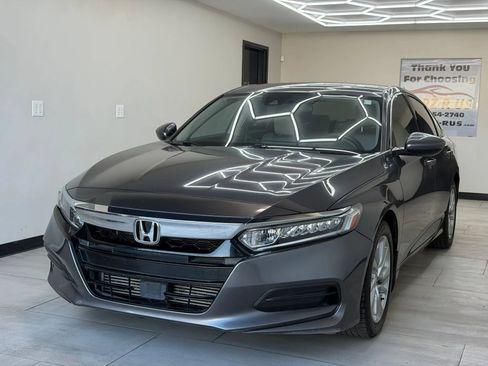 Used 2018 Honda Accord LX image 2