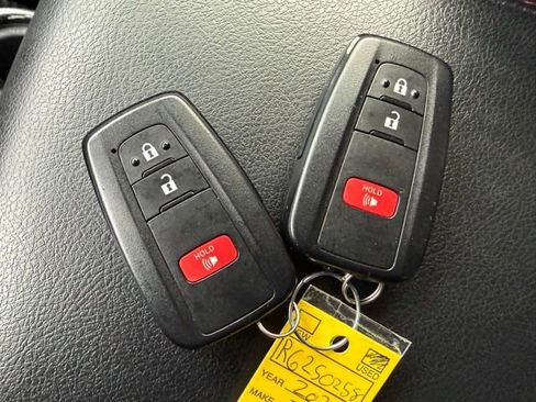 Used 2024 Toyota 4Runner TRD Off-Road Premium w/ Off Road Premium Plus Package image 16