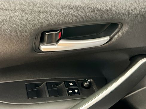 Used 2023 Toyota Corolla SE image 15