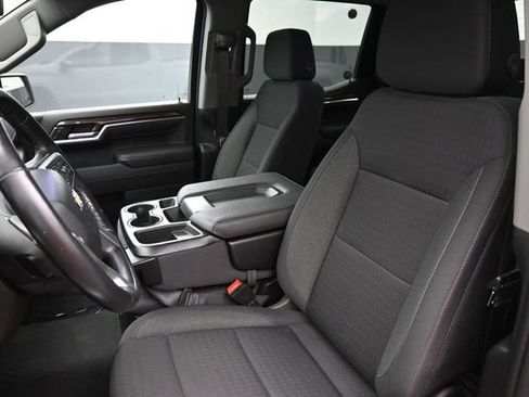 Used 2022 Chevrolet Silverado 1500 LT AWD/4WD image 13