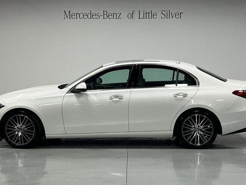 Used 2023 Mercedes-Benz C 300 4MATIC Sedan image 2