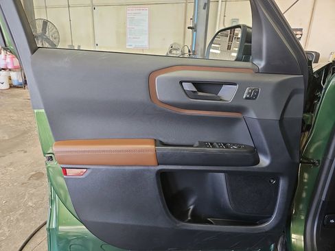 Used 2024 Ford Bronco Sport Badlands w/ Premium Package image 25