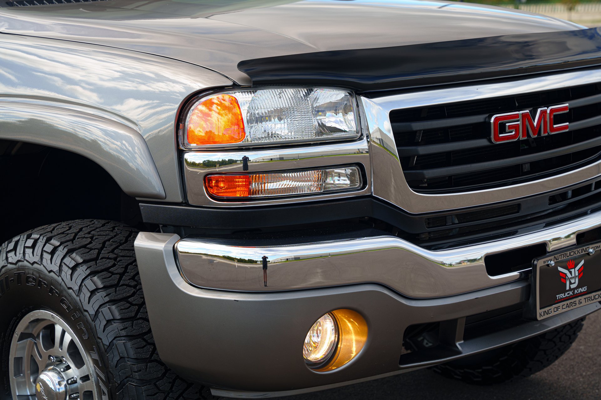 Used 2007 GMC Sierra 2500 SLT w/ Heavy-Duty Power Package AWD/4WD image 18