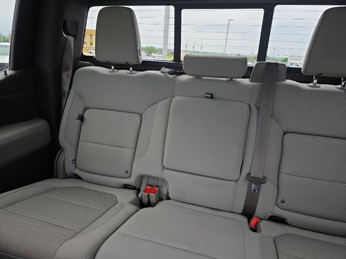 Used 2019 Chevrolet Silverado 1500 RST w/ All-Star Edition AWD/4WD image 8