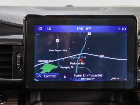 Used 2022 Ford Explorer Limited w/ Equipment Group 301A RWD image 18