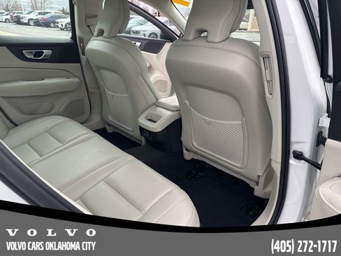 Certified 2025 Volvo S60 B5 Core image 19