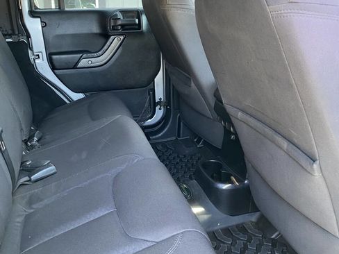 Used 2013 Jeep Wrangler Unlimited Sport AWD/4WD image 9
