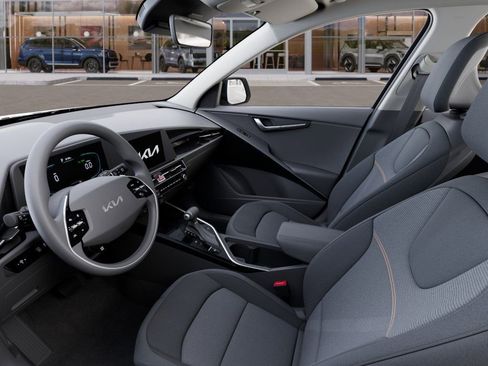 New 2026 Kia Niro LX FWD image 17