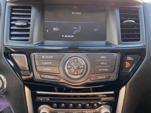 Used 2019 Nissan Pathfinder S AWD/4WD image 22