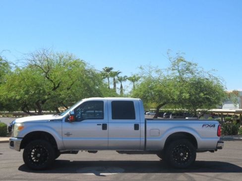 Used 2012 Ford F250 XLT w/ XLT Premium Pkg AWD/4WD image 2