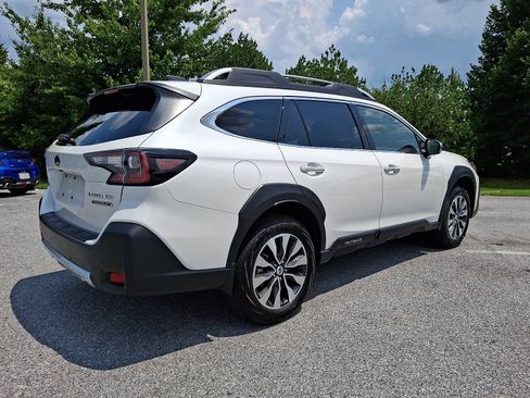 Certified 2025 Subaru Outback Touring XT AWD/4WD image 6
