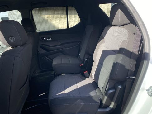Used 2023 Chevrolet Traverse LT w/ LPO, Floor Liner Package image 16