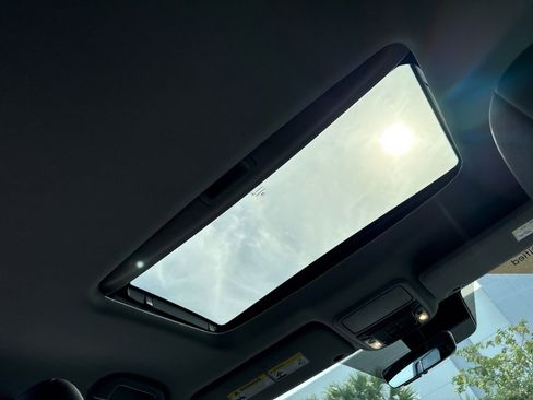 Used 2023 Honda Ridgeline RTL image 7