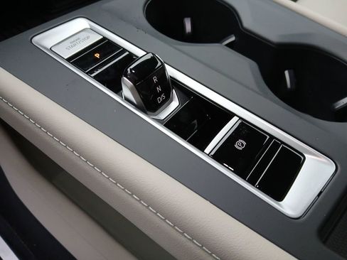 New 2026 Volkswagen Atlas SE image 22