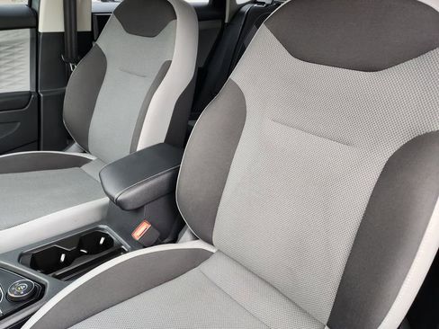 Certified 2023 Volkswagen Taos S image 8