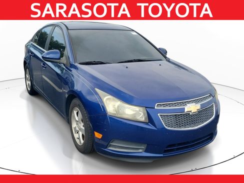 Used 2012 Chevrolet Cruze LT FWD image 1