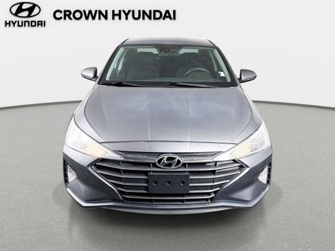 Used 2019 Hyundai Elantra SEL w/ Cargo Package FWD image 2