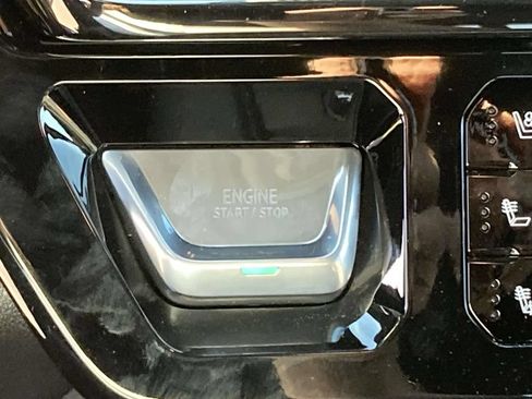 New 2026 GMC Sierra 3500 AT4 w/ LPO, Black Badging Package AWD/4WD image 22