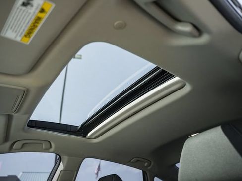 Used 2025 Honda Accord SE image 40