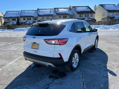 Certified 2022 Ford Escape SE w/ Convenience Package image 11