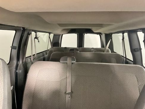 Used 2024 Chevrolet Express 3500 LT w/ LT Preferred Equipment Group RWD image 23