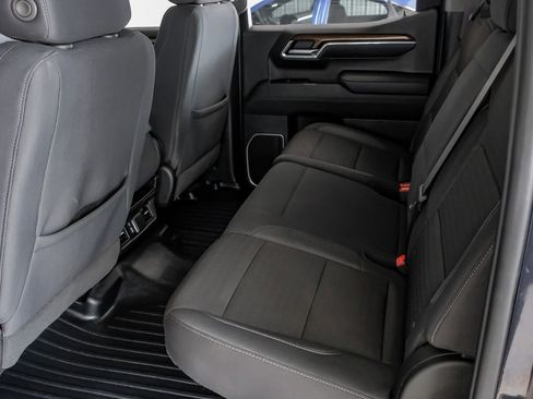 Used 2024 Chevrolet Silverado 1500 LT w/ Z71 Off-Road Package image 36