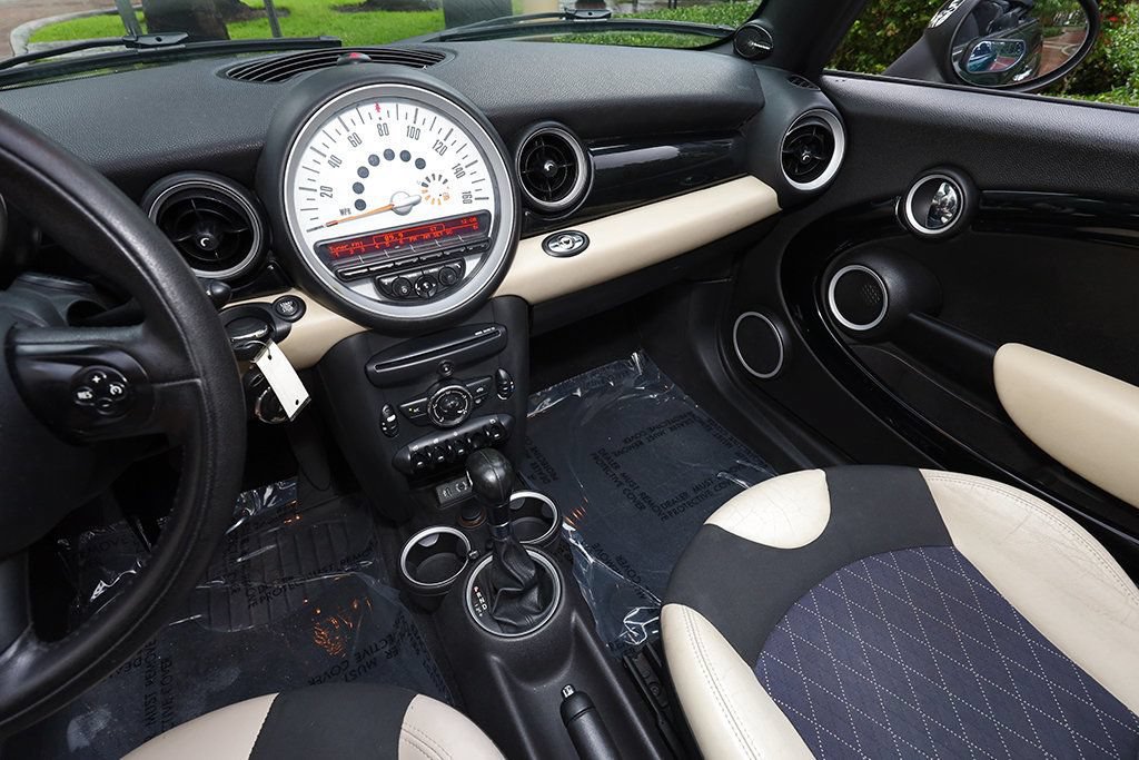 Used 2013 MINI Cooper Convertible FWD image 11