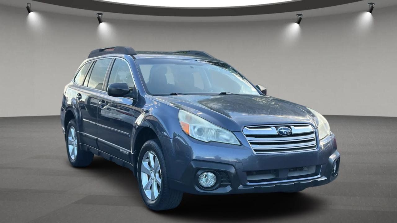 Used 2014 Subaru Outback 2.5i AWD/4WD image 2