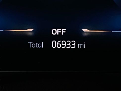 Certified 2026 BMW 530i xDrive w/ Premium Package image 17