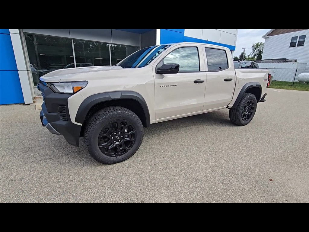 New 2026 Chevrolet Colorado Trail Boss AWD/4WD image 4
