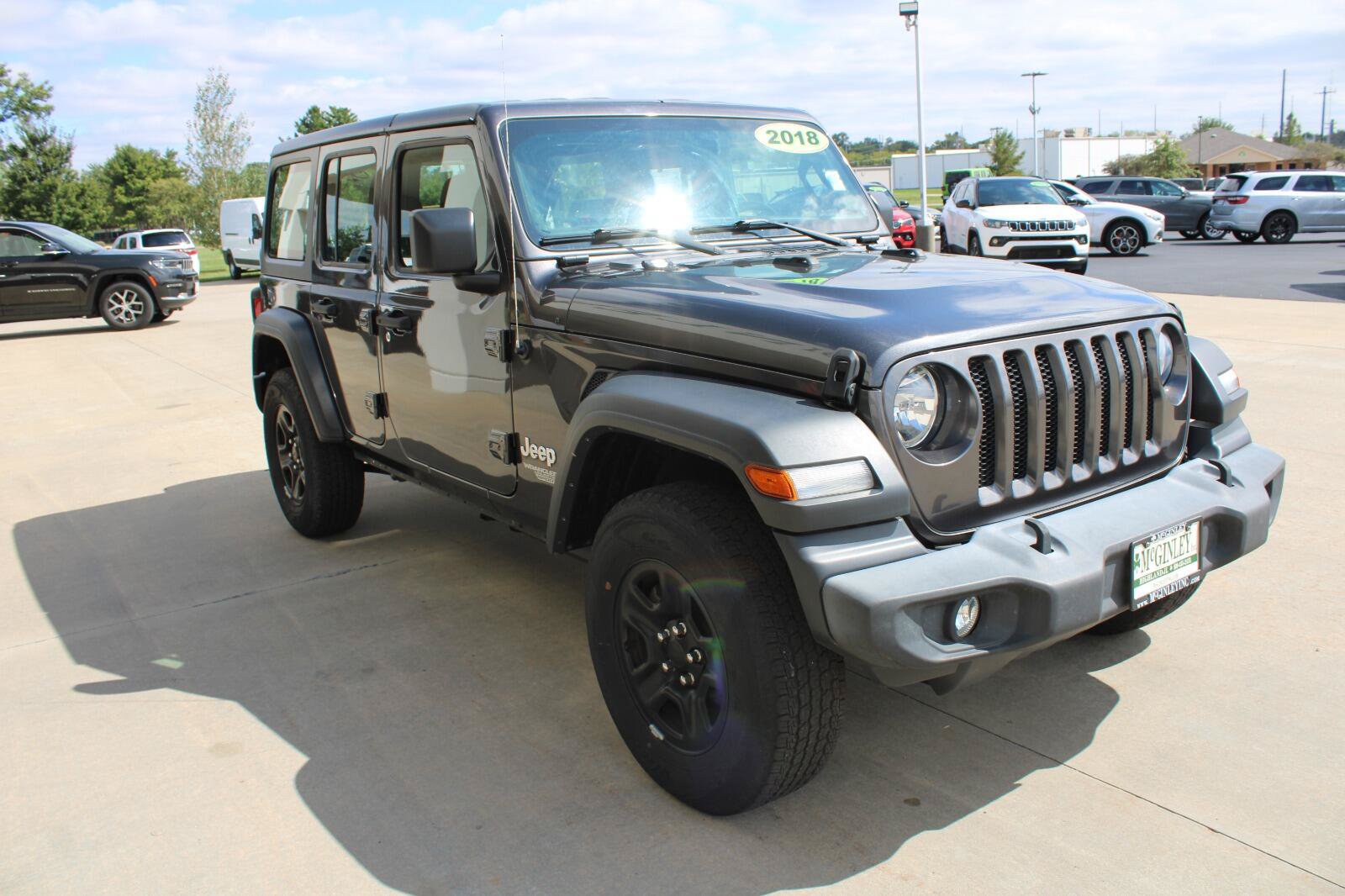 Used 2018 Jeep Wrangler Unlimited Sport AWD/4WD image 5